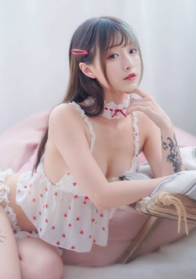 一面上边一面膜下边的免费_超清电影在线看